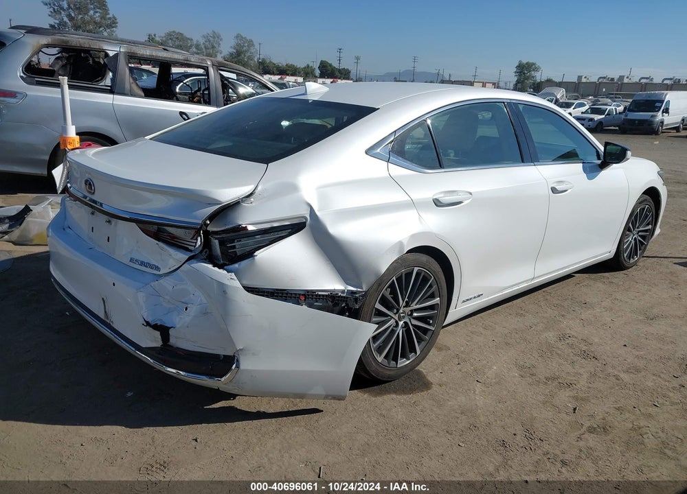 2022 LEXUS ES 300H VIN: 58ADA1C19NU015321