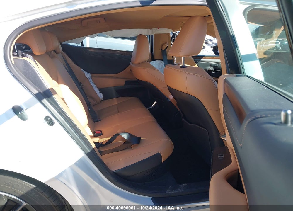 2022 LEXUS ES 300H VIN: 58ADA1C19NU015321