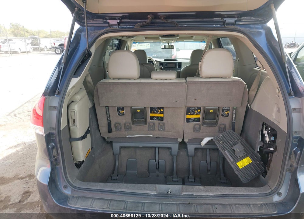 2014 TOYOTA SIENNA XLE LIMITED VIN: 5TDYK3DC9ES525551