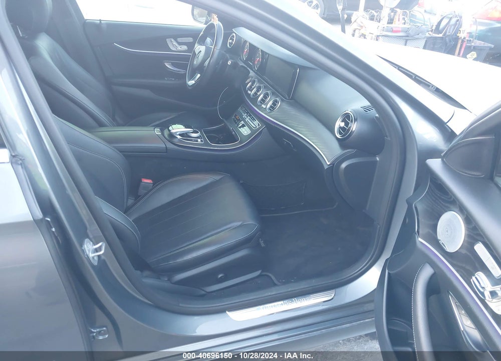 2018 MERCEDES-BENZ E 300 VIN: WDDZF4JB1JA401586