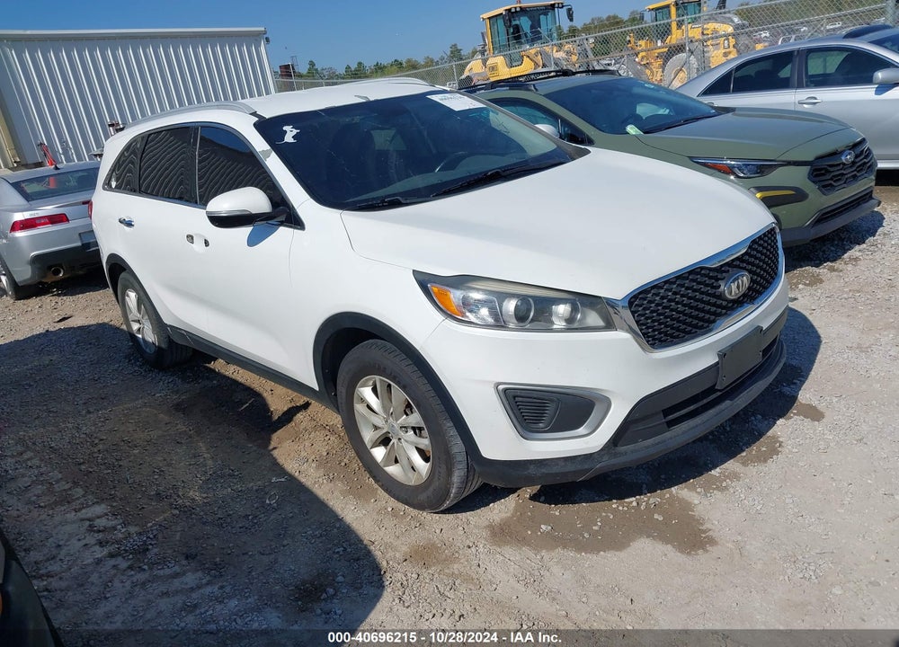 2017 KIA SORENTO 2.4L LX VIN: 5XYPG4A39HG188730