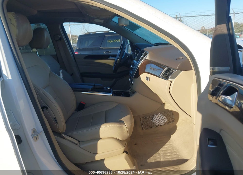 2015 MERCEDES-BENZ ML 350 4MATIC VIN: 4JGDA5HBXFA565520