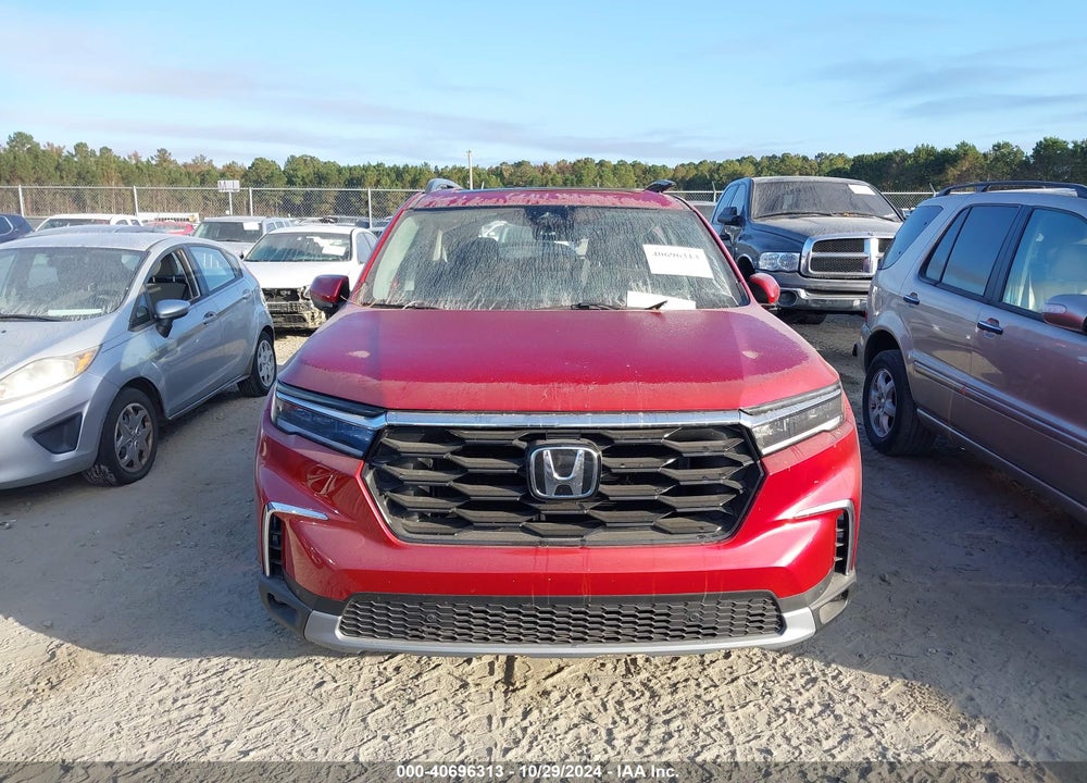 2025 HONDA PILOT TOURING VIN: 5FNYG2H72SB009072