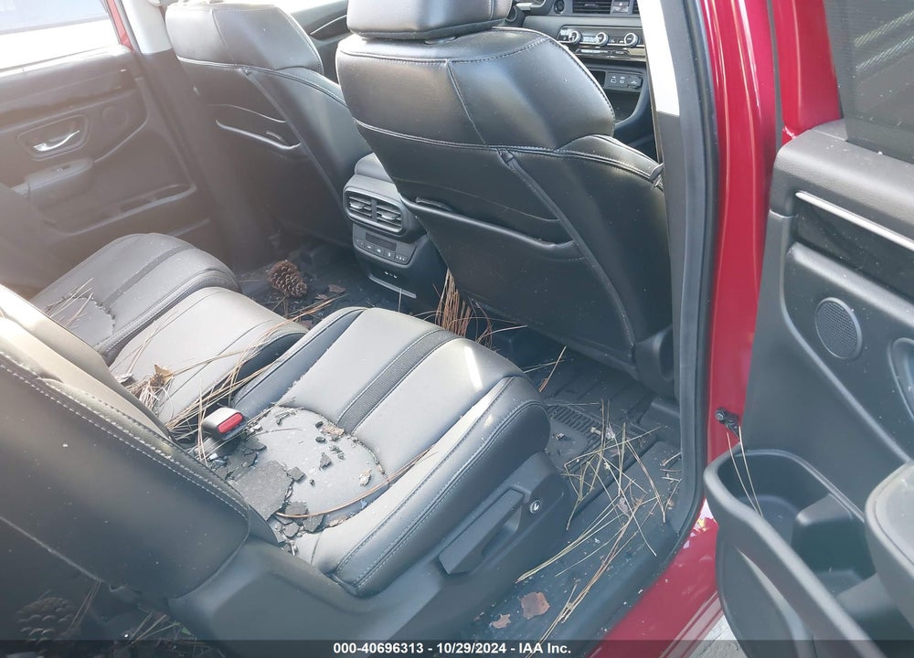 2025 HONDA PILOT TOURING VIN: 5FNYG2H72SB009072