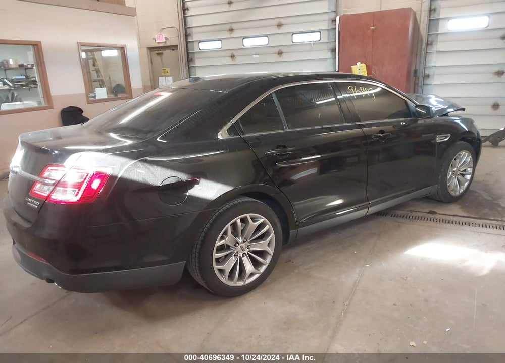 2017 FORD TAURUS LIMITED VIN: 1FAHP2F88HG108429
