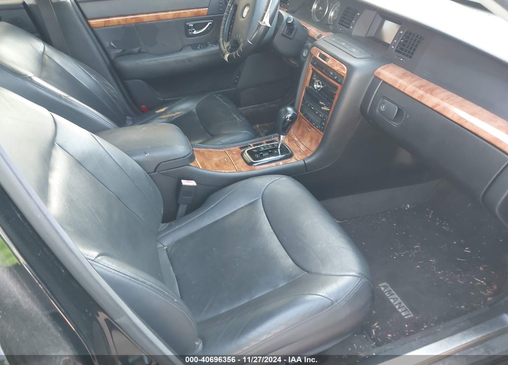 2005 KIA AMANTI VIN: KNALD124855057996