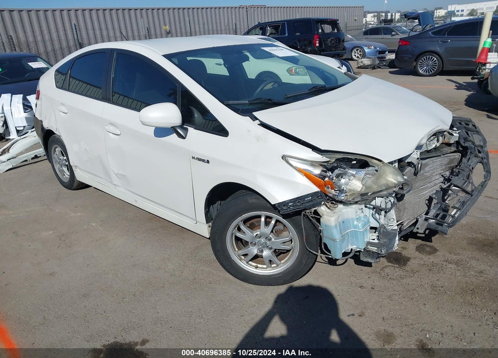 2011 TOYOTA PRIUS TWO VIN: JTDKN3DU3B0270254