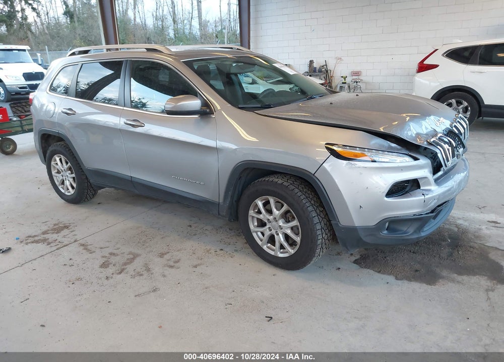 2017 JEEP CHEROKEE LATITUDE 4X4 VIN: 1C4PJMCS4HW600870