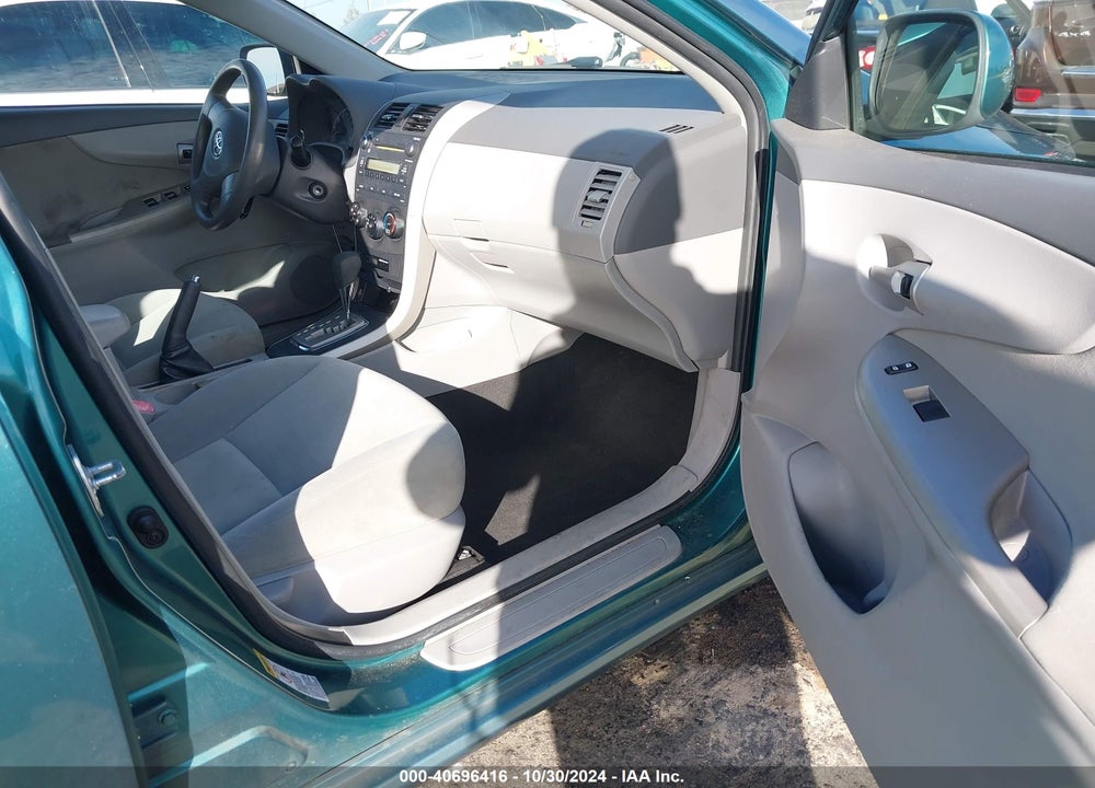 2010 TOYOTA COROLLA LE VIN: 1NXBU4EE0AZ287564