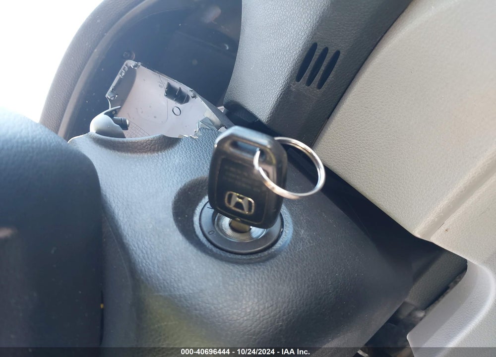 2015 HONDA ACCORD LX VIN: 1HGCR2F36FA187930