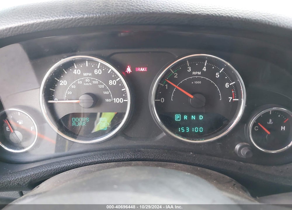 2013 JEEP WRANGLER UNLIMITED SAHARA VIN: 1C4BJWEG2DL666957