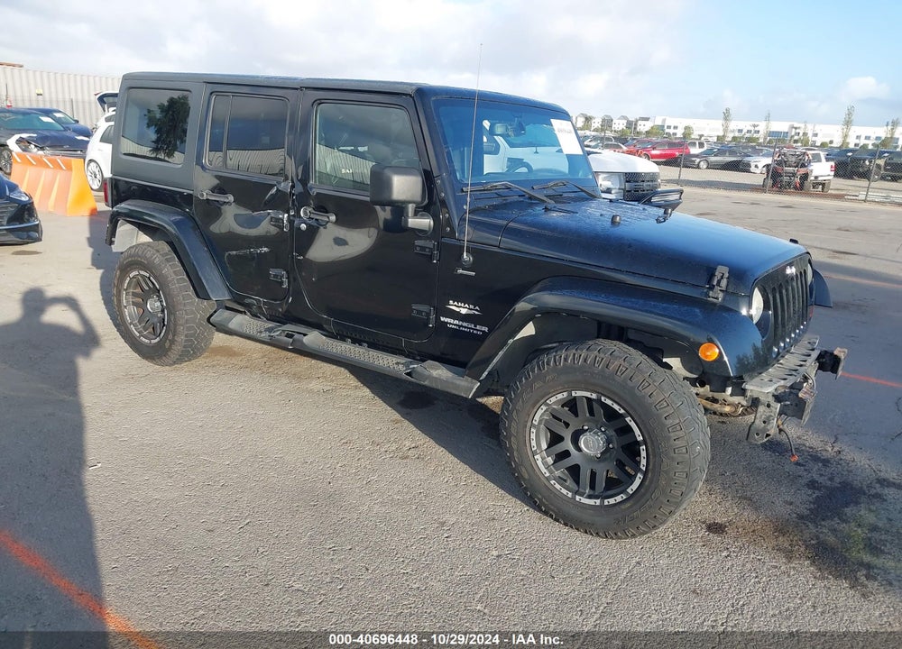 2013 JEEP WRANGLER UNLIMITED SAHARA VIN: 1C4BJWEG2DL666957