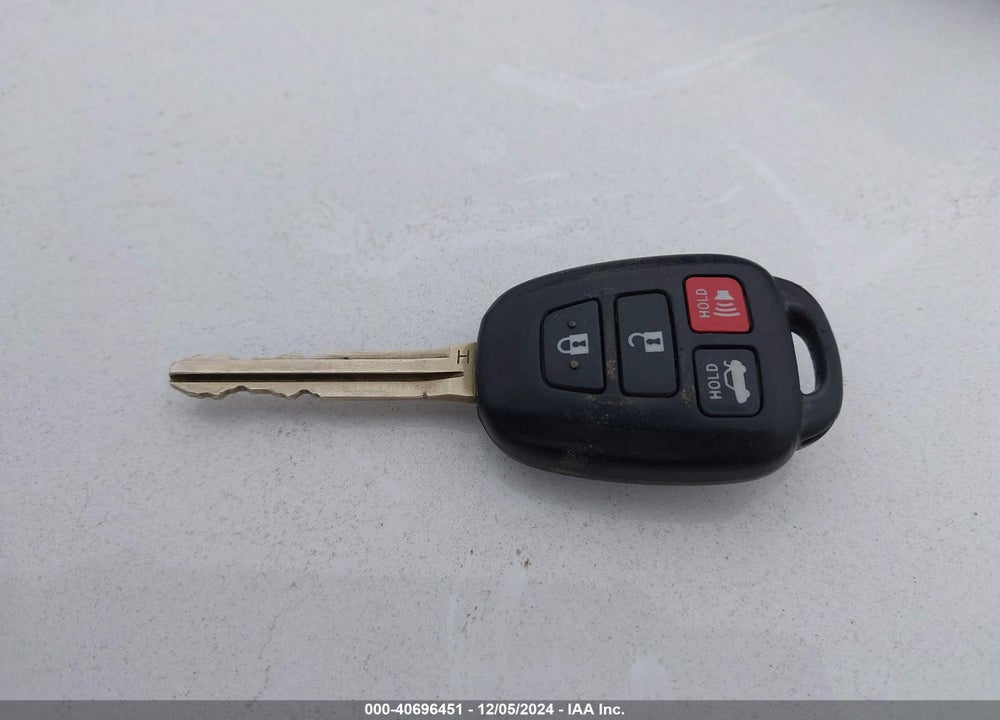 2014 TOYOTA COROLLA S PLUS VIN: 2T1BURHEXEC116191