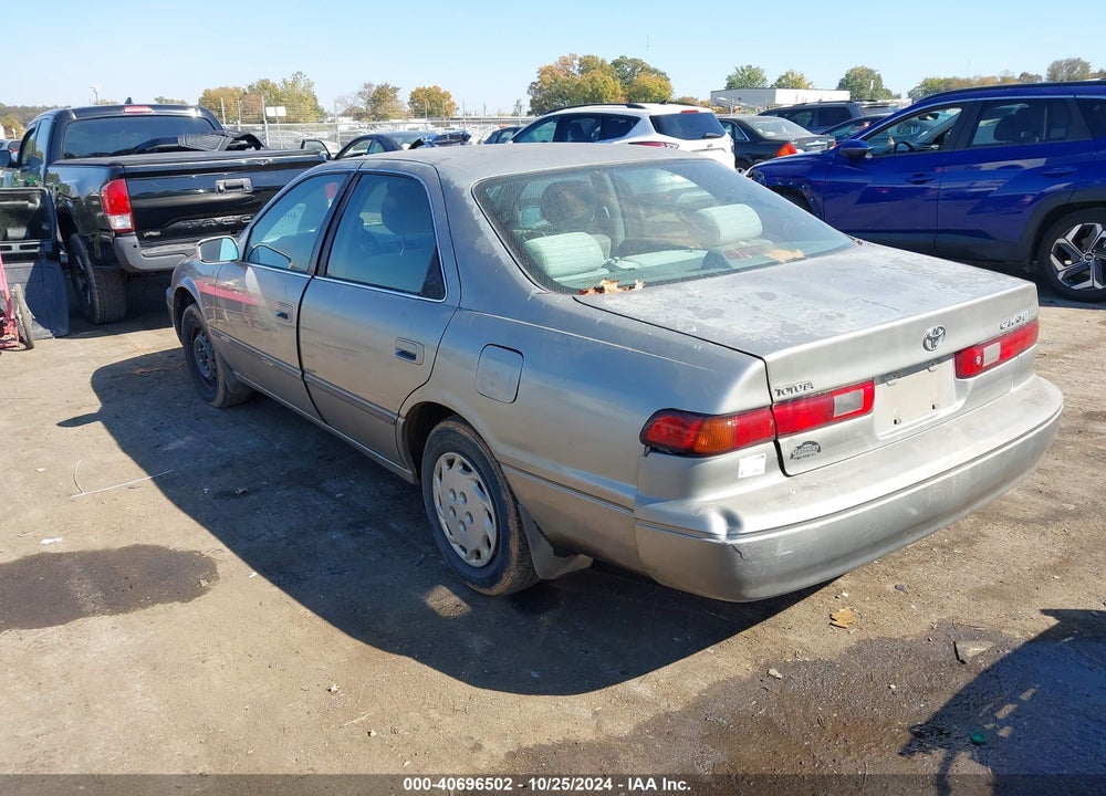 1998 TOYOTA CAMRY LE VIN: JT2BG22KXW0167756