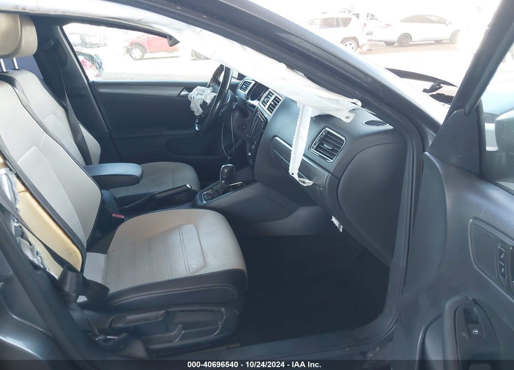 2016 VOLKSWAGEN JETTA 1.8T SPORT VIN: 3VWD17AJ0GM224713
