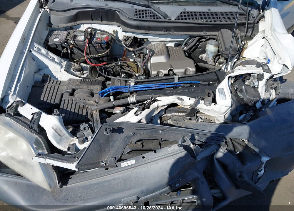 2000 HONDA CR-V LX VIN: JHLRD2843YS000852