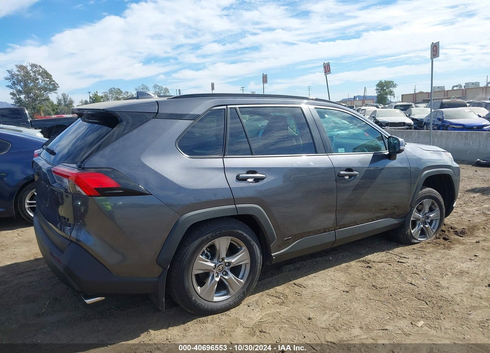 2024 TOYOTA RAV4 HYBRID XLE VIN: 4T3RWRFV9RU121065