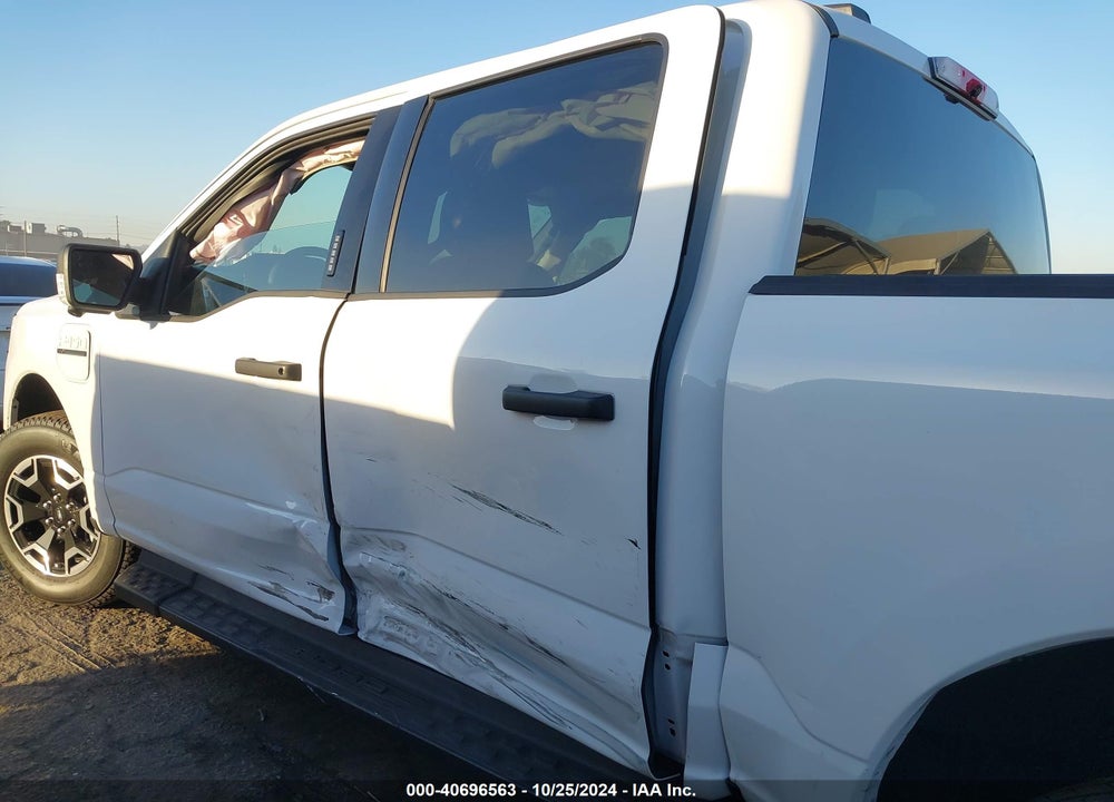 2023 FORD F-150 LIGHTNING XLT VIN: 1FTVW1EL0PWG38754