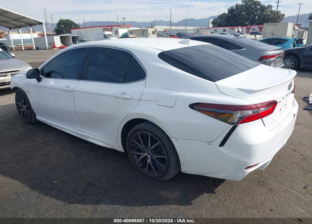 2021 TOYOTA CAMRY SE VIN: 4T1G11AK3MU550465