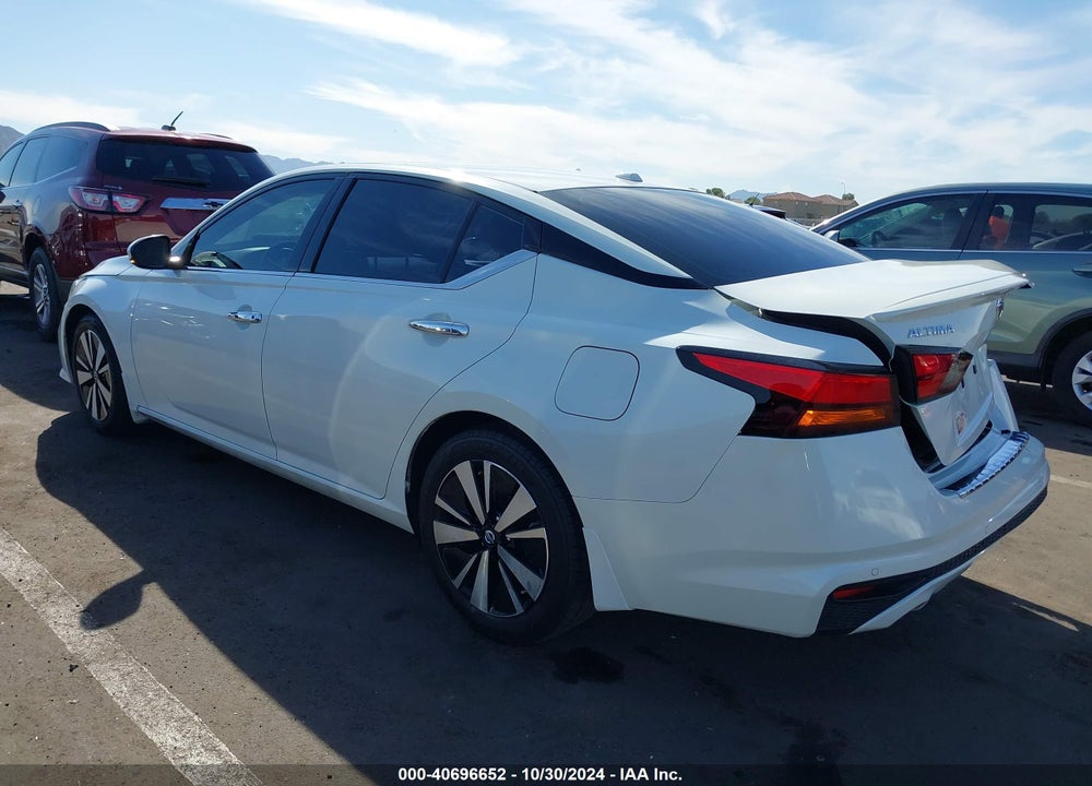 2022 NISSAN ALTIMA SL FWD VIN: 1N4BL4EV9NN413322