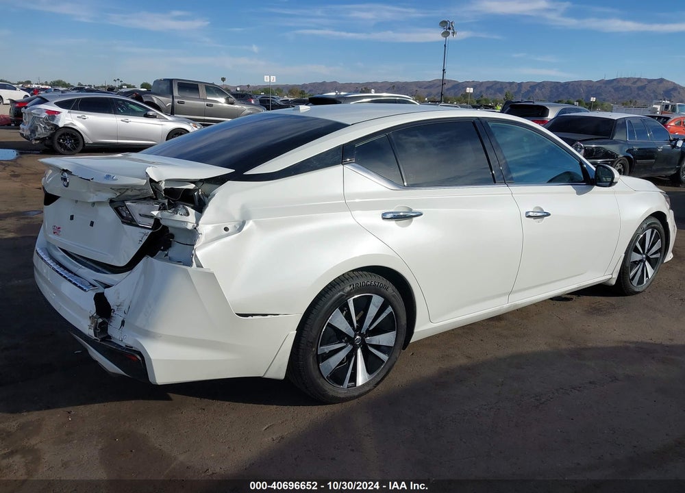 2022 NISSAN ALTIMA SL FWD VIN: 1N4BL4EV9NN413322