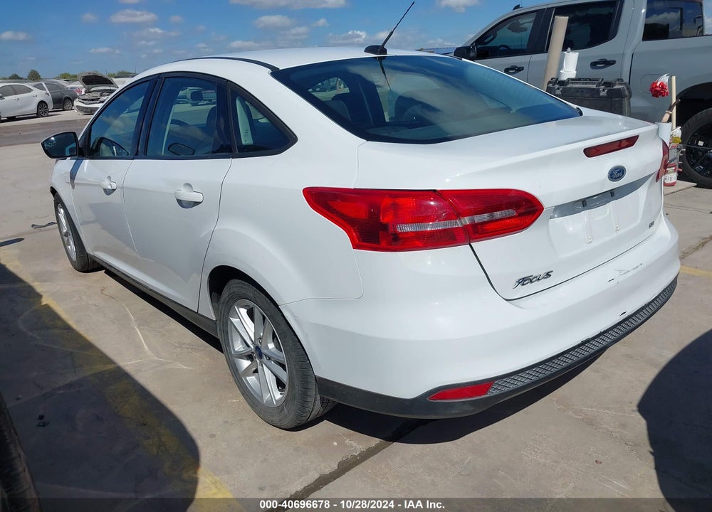 2018 FORD FOCUS SE VIN: 1FADP3F21JL286146
