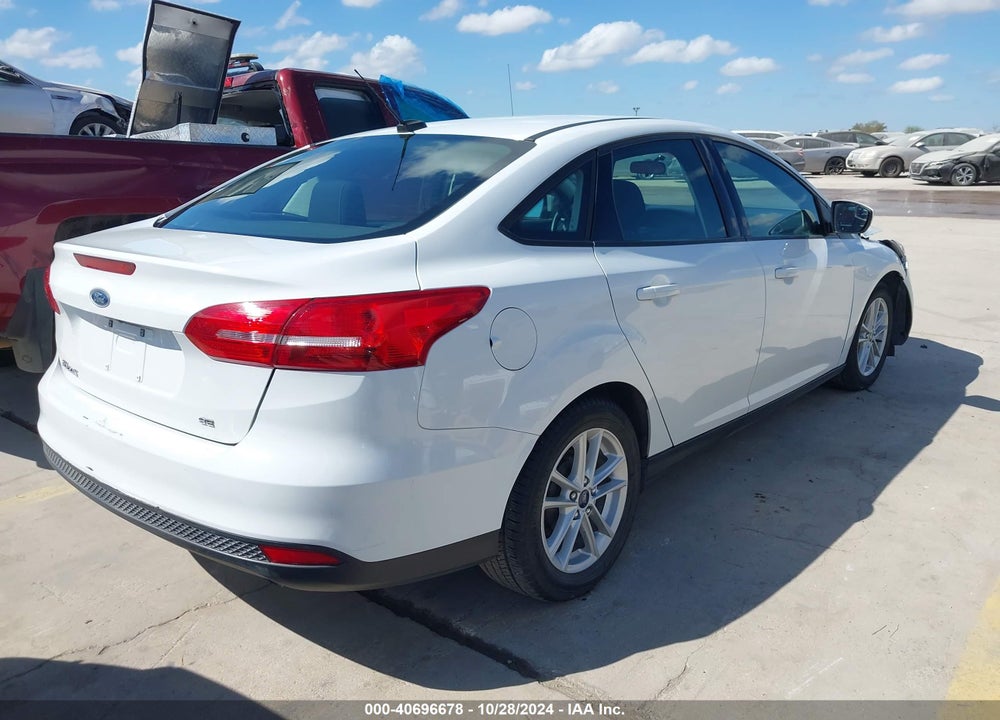 2018 FORD FOCUS SE VIN: 1FADP3F21JL286146