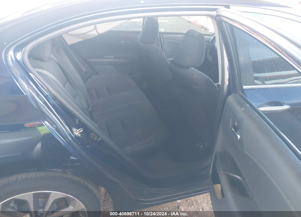 2015 HONDA ACCORD SPORT VIN: 1HGCR2F51FA000742