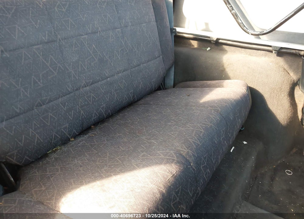 2001 JEEP WRANGLER SPORT VIN: 1J4FA49SX1P324126