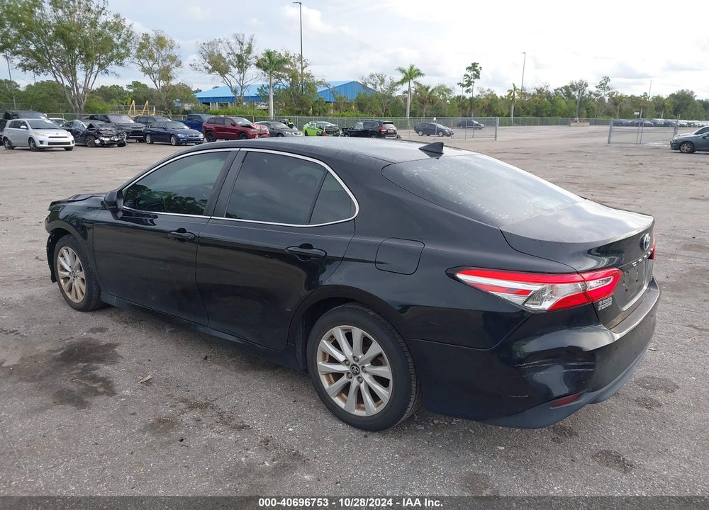 2020 TOYOTA CAMRY LE VIN: 4T1C11AK0LU857542