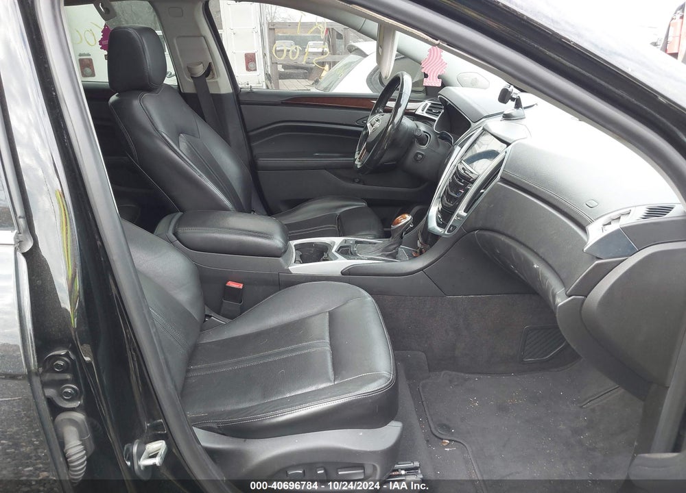 2013 CADILLAC SRX LUXURY COLLECTION VIN: 3GYFNGE38DS517966