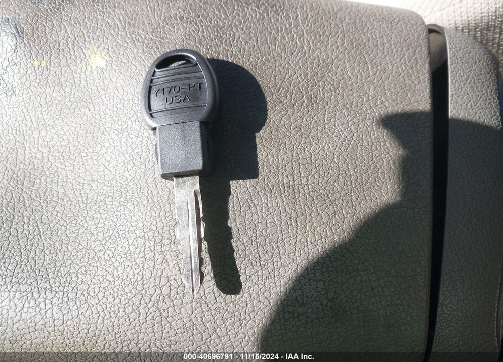 2008 DODGE GRAND CARAVAN SE VIN: 1D8HN44H18B194616