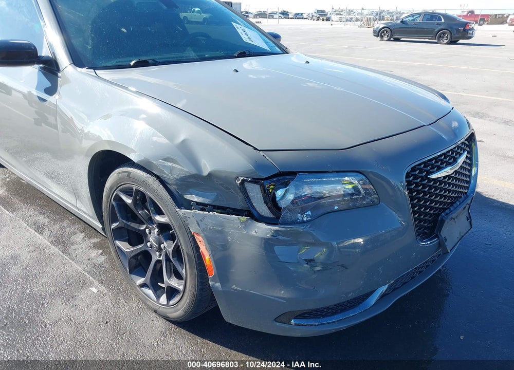 2019 CHRYSLER 300 TOURING VIN: 2C3CCAAG9KH610228