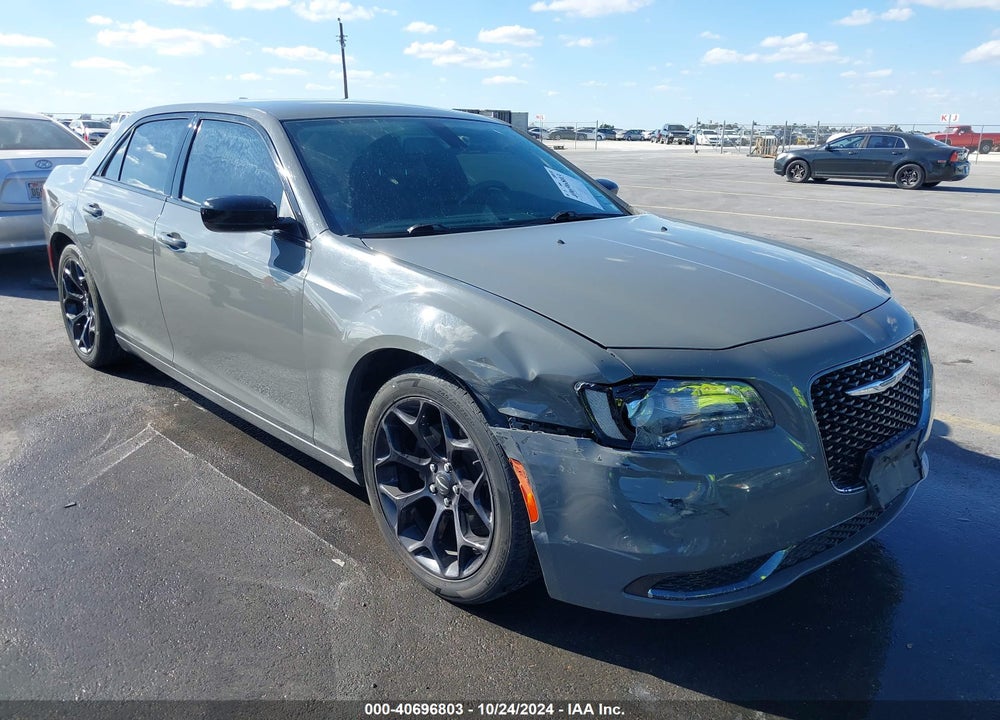 2019 CHRYSLER 300 TOURING VIN: 2C3CCAAG9KH610228
