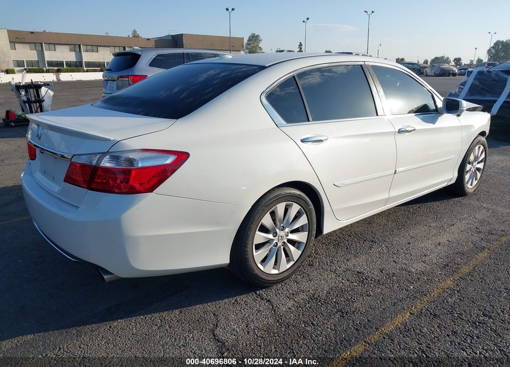 2015 HONDA ACCORD EX-L VIN: 1HGCR2F85FA004755