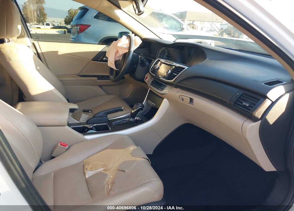 2015 HONDA ACCORD EX-L VIN: 1HGCR2F85FA004755