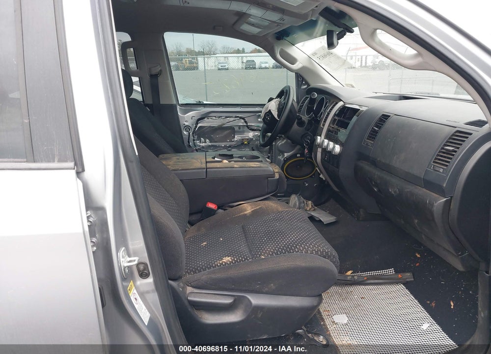 2012 TOYOTA TUNDRA GRADE 4.6L V8 VIN: 5TFDM5F10CX038651
