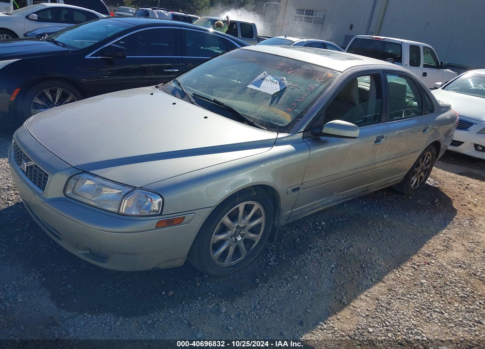2005 VOLVO S80 2.5T VIN: YV1TS592351395229