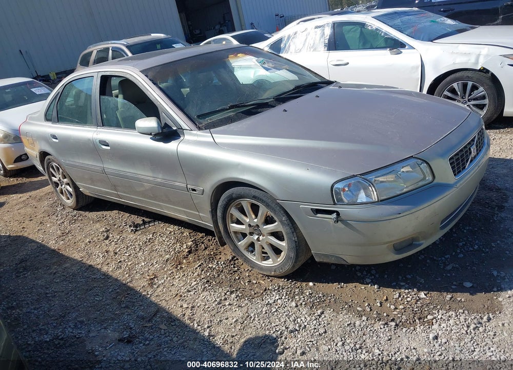 2005 VOLVO S80 2.5T VIN: YV1TS592351395229