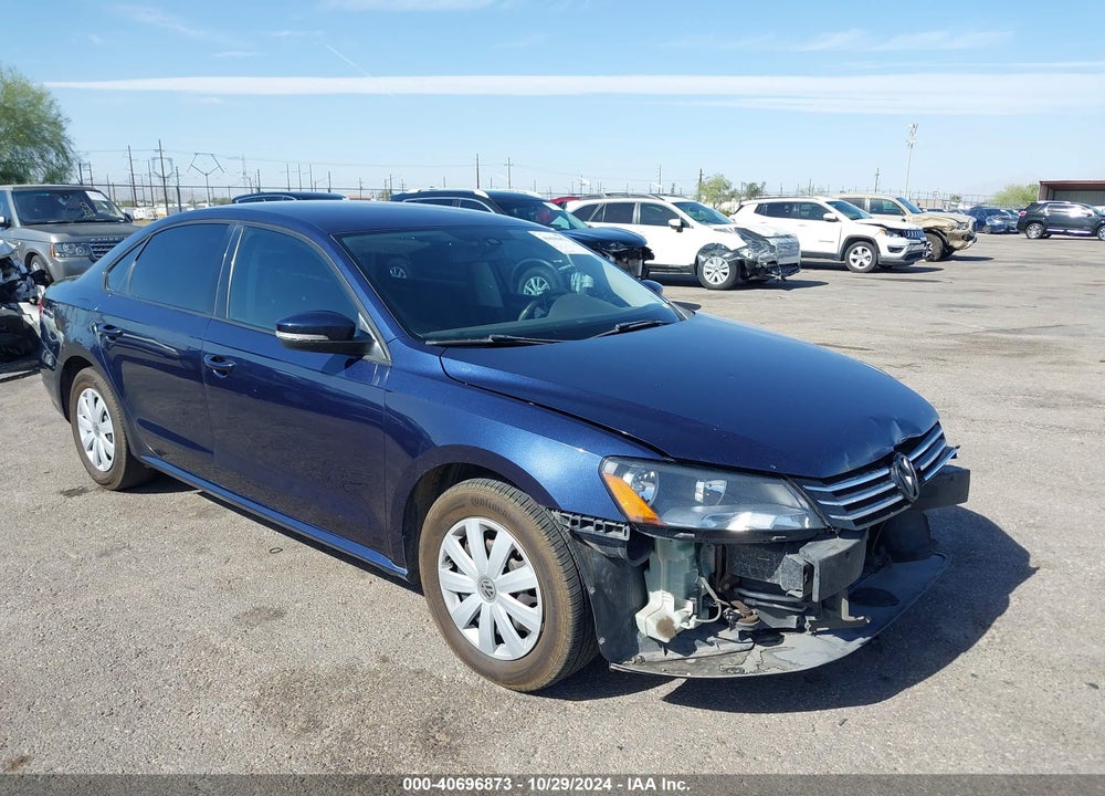 2013 VOLKSWAGEN PASSAT 2.5L S VIN: 1VWAP7A32DC041572