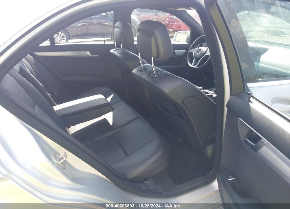 2014 MERCEDES-BENZ C 250 VIN: WDDGF4HB5EG244533