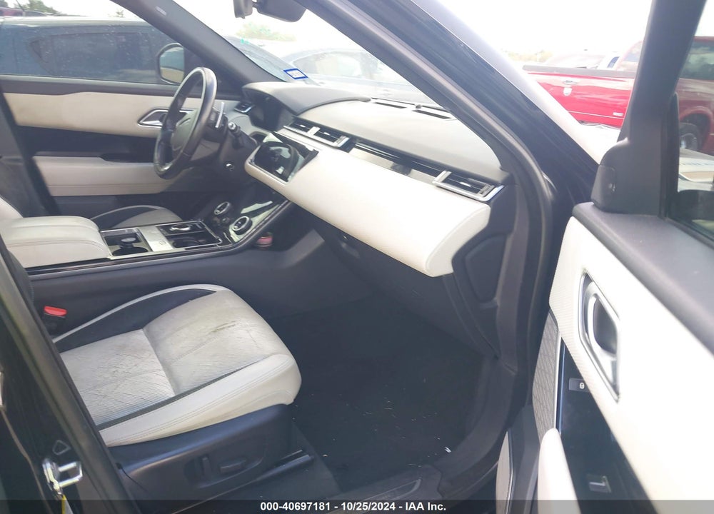 2018 LAND ROVER RANGE ROVER VELAR P250 SE R-DYNAMIC VIN: SALYL2RX2JA727912