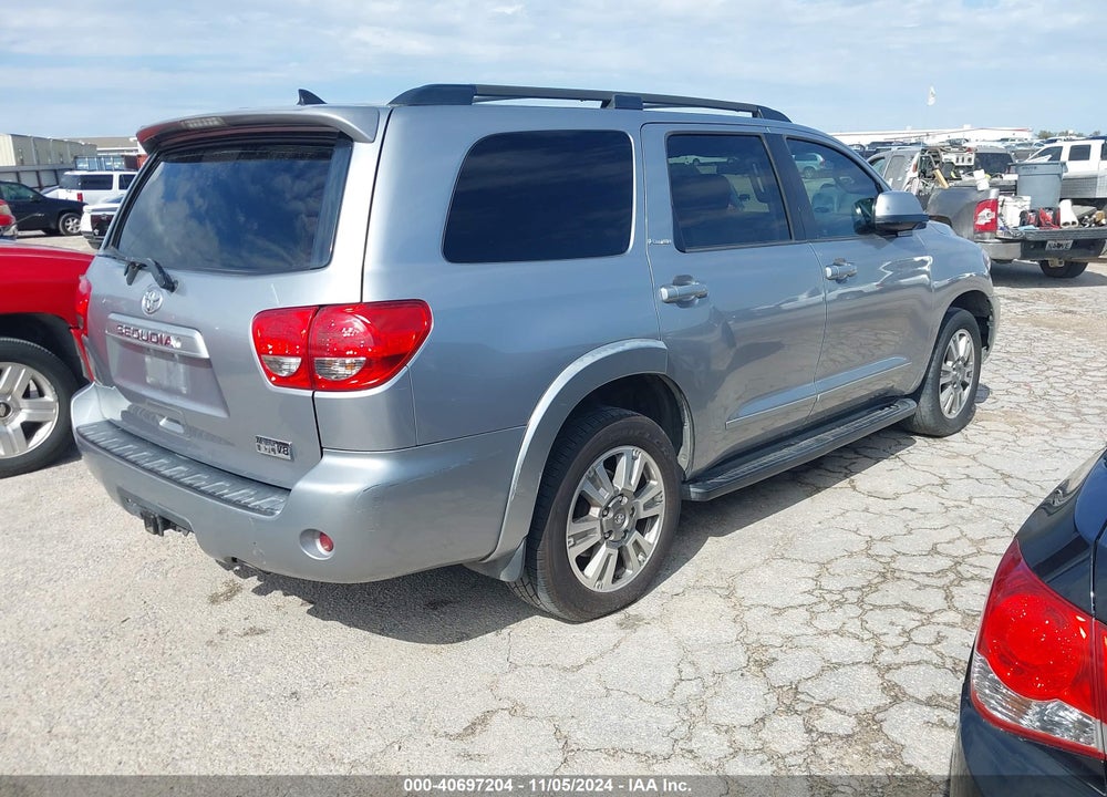 2013 TOYOTA SEQUOIA SR5 5.7L V8 VIN: 5TDZY5G18DS049428