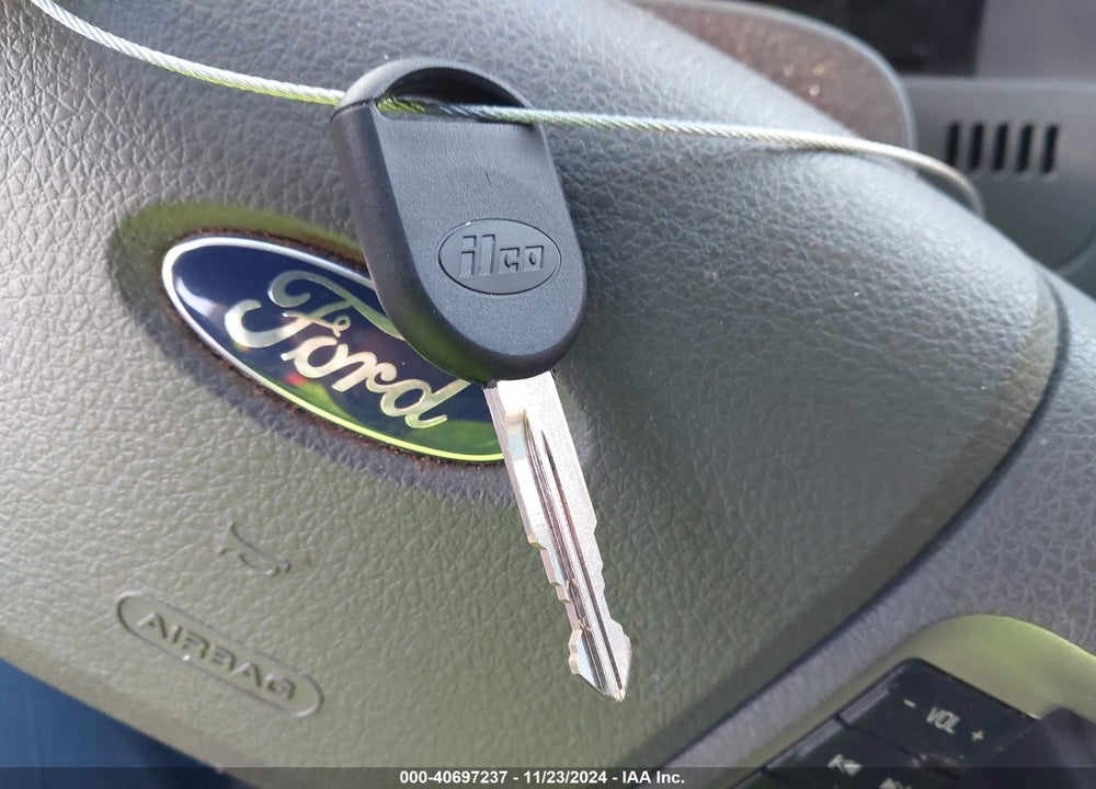 2010 FORD FUSION SE VIN: 3FAHP0HA6AR259157