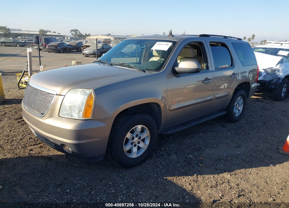 2007 GMC YUKON SLT VIN: 1GKFC13067R243969
