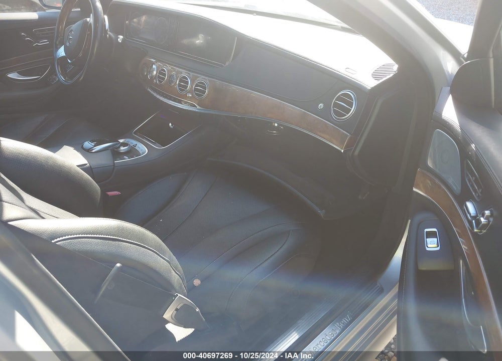 2015 MERCEDES-BENZ S 550 VIN: WDDUG8CB1FA074674