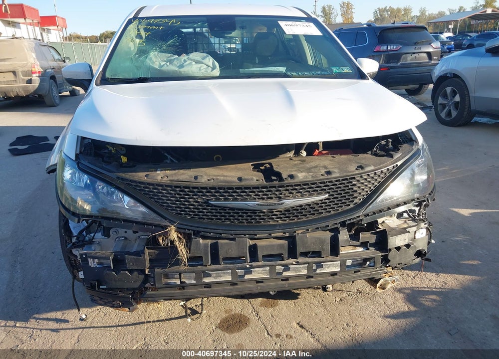 2022 CHRYSLER VOYAGER LX VIN: 2C4RC1CG5NR158070