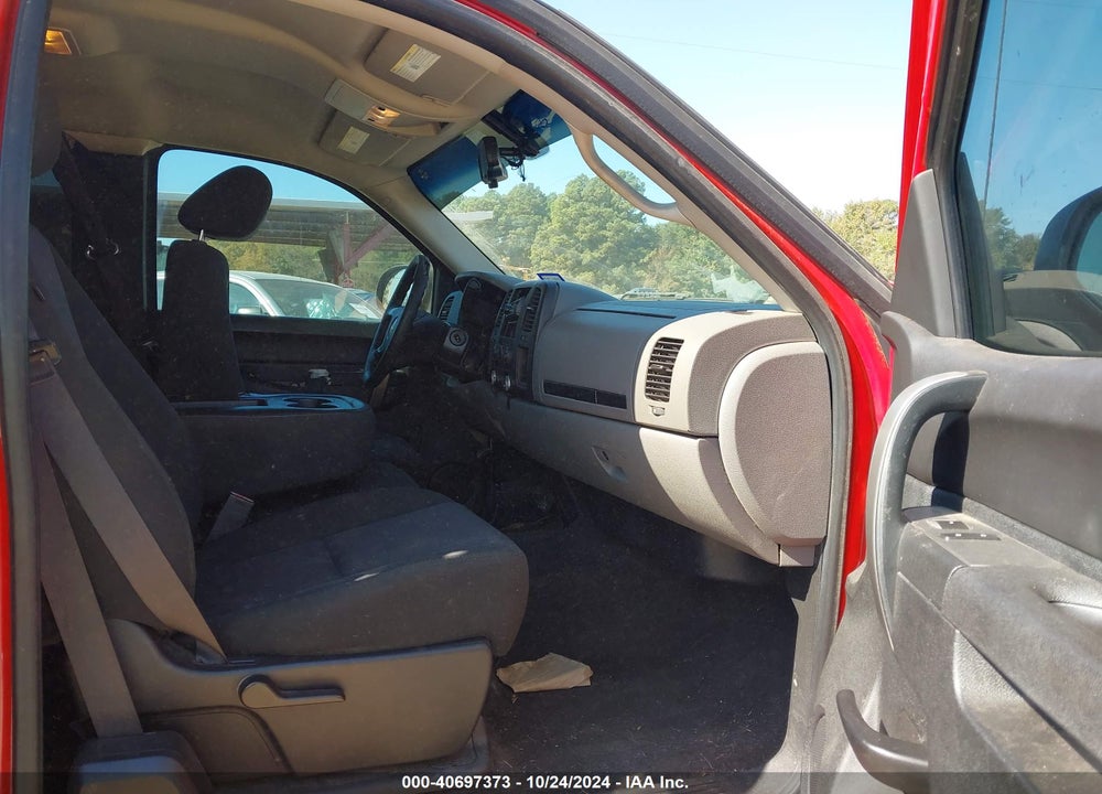 2013 CHEVROLET SILVERADO 1500 LS VIN: 1GCRCREA6DZ116373