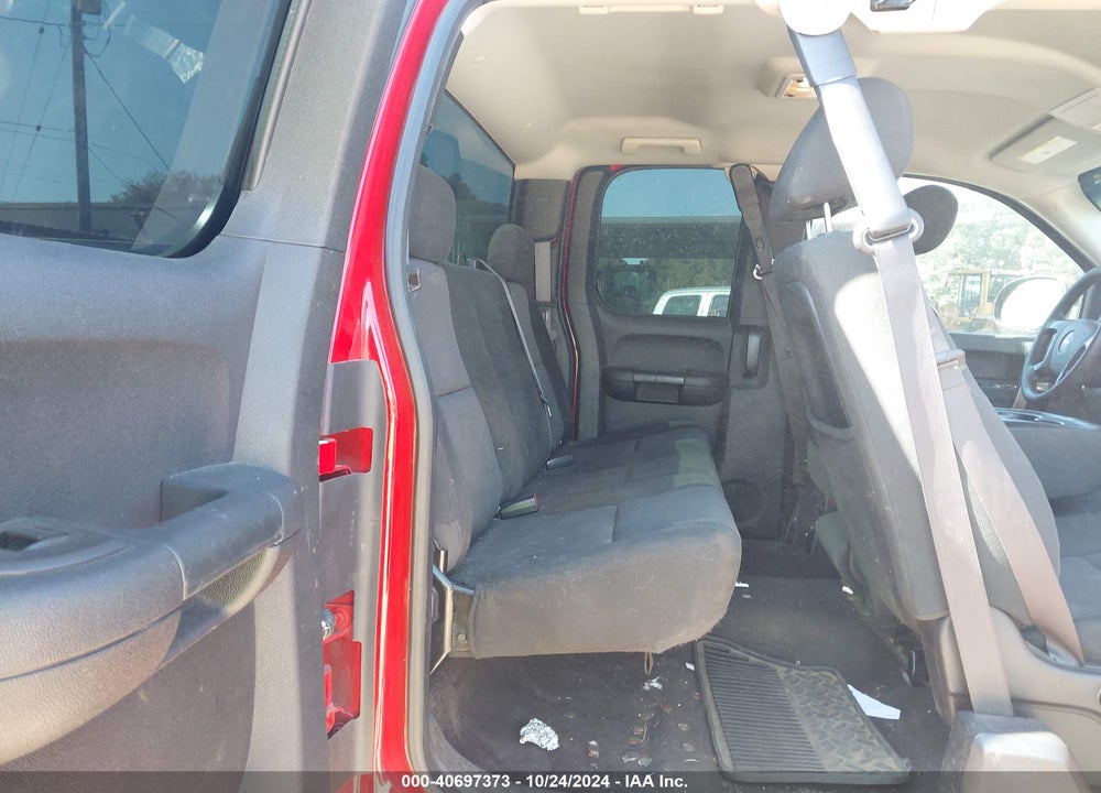 2013 CHEVROLET SILVERADO 1500 LS VIN: 1GCRCREA6DZ116373