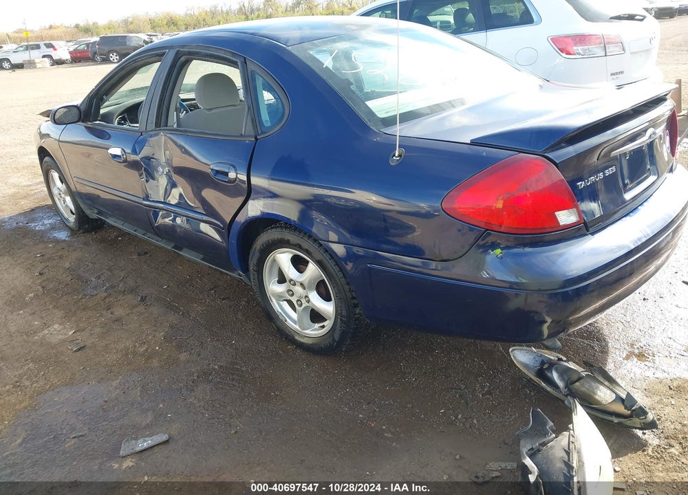 2002 FORD TAURUS SES VIN: 1FAFP55S82G152816
